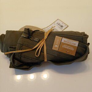 Prana Halle Pant Regular Inseam - Size 6, New With Tags, Cargo Green